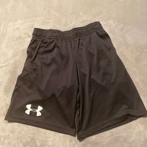 Under Armour Shorts Youth Small/Medium